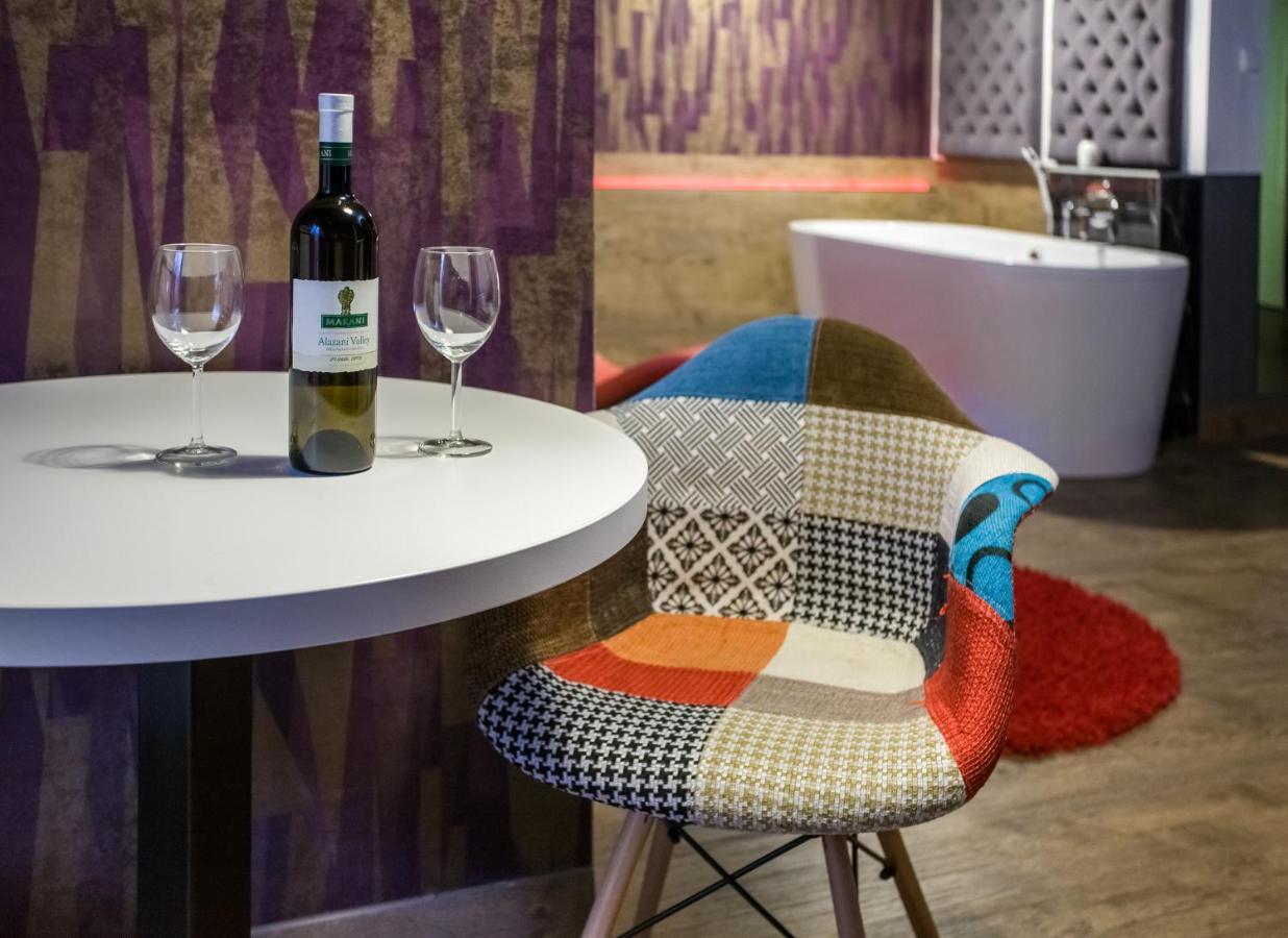 Yourplace Romantic Apartment With Private Patio Krakow Dış mekan fotoğraf